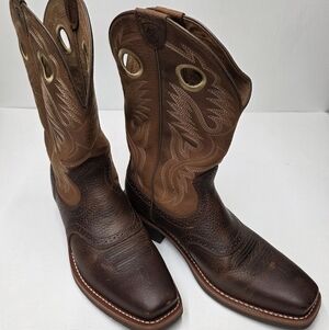 Ariat Roughstock Boots. Like New. Brown. Size 10.5EE